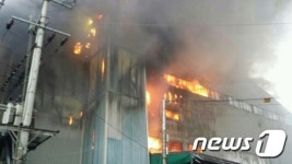 안산 반월공단 화재 진화…7억원 재산피해(종합)
