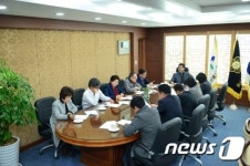 울산중구의회, 의원배지 등 표기 ‘한글’로 변경