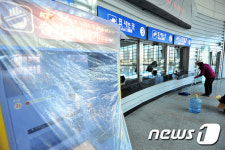 [화보]개통 8일 전, 막바지 공사 한창인 KTX 포항역사