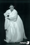 한국 창작 춤의 전설 ‘김매자’ 명무의 수요춤전
