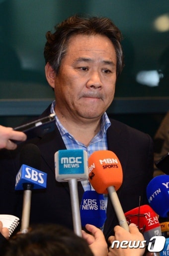 이기흥 수영회장 “박태환, 철저한 자기반성이 우선”