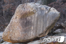 창녕 화왕산 등산로 옥천계곡에  ‘큰 바위 얼굴’ 있다.