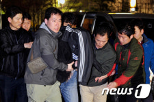 대구 성서경찰서로 압송되는 30대 여성 납치범