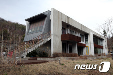 별장 못지 않은 중앙국악연수원…박범훈 투기했나