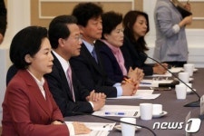 국회의원도 성폭력 교육 받는다…與 여가위 추진