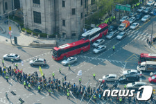 교통체증 빚는 남대문로
