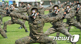 35사단 특전사의 특공무술 시범