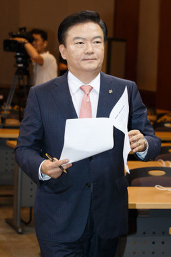靑 
