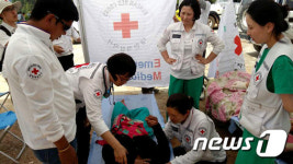 대한적십자사 의료진 만난 네팔 임산부
