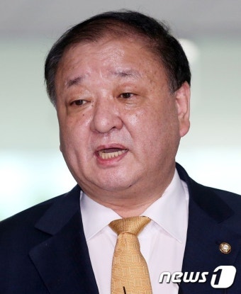 정청래 징계안 심의하는 강창일 윤리심판원장