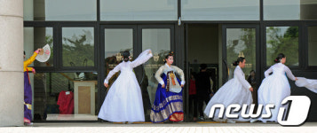 전북서 열린  2015년도 제23회 전국 남녀 초중고등학생 무용경연대회