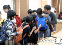 폐교위기 산골학교 가고싶은 곳 만든 전북 진안 ‘킹콩쌤’