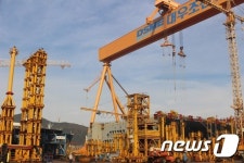 대우조선해양 조선소서 복직 요구 50대 41일째 고공농성