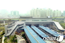 구로구, 20일 신도림역 선상역사 개통식…혼잡도 완화 기대
