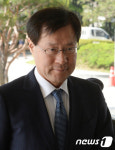 김진태  총장 '成 리스트, 불구속 기소?'