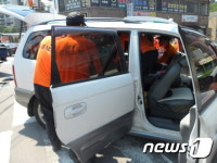 경남 진주 명석면 트럭·승용차 충돌…10명 중경상