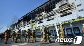 13시간째... 김포 창고 화재진압