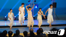 바다에서 펼쳐지는 부산국제무용제