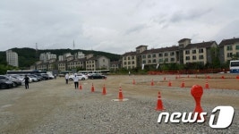 [분양현장+]아파트 편의성+단독주택 정원…e편한세상 테라스 광교