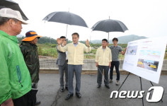 이항로 진안군수 재해 예방에 만전…위험지구 점검