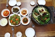 덕산온천 여행객들이 입을 모아 칭찬하는 음식점