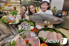여름보양식 민어, 대형마트에서 만나세요