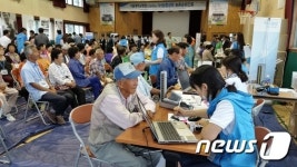 NH농협생명, 부여 구룡농협서 100회째 농촌순회 무료진료