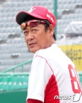[프로야구] 김용희 감독 "선수 모두를 칭찬해주고 싶다"