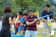 부산시학생교육원, 둥근세상만들기캠프 운영