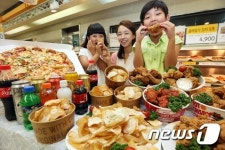 야식 먹고 무더위 이겨내세요