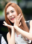 소나무 나현, 촉촉히 내리는 비에 더 활짝 핀 꽃