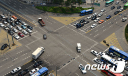 강남역사거리 모든 방향 좌회전 허용