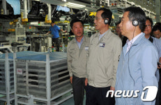 울산 온 정종섭 장관 울산중기청 신설 적극 검토하겠다(종합)