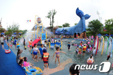 여름 피서는 양구 배꼽축제에서