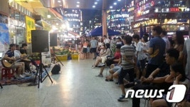 창원시, 상남야시장 음식문화축제 14일까지 연장