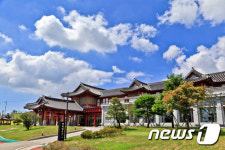 전남 영암 한옥호텔 영산재