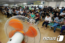 특사로 면허시험장 북적