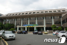 통영 ‘작은 도서관 조성사업’ 지지부진…취소 위기