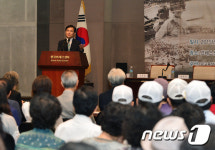 축사하는 김진태 새누리당 국회의원