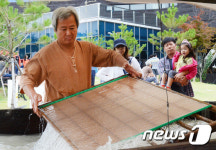 내가 오색한지의 장인