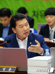 질문하는 신정훈 의원