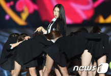 오마이걸, 스쿨룩 입고 사랑의 큐피트 변신