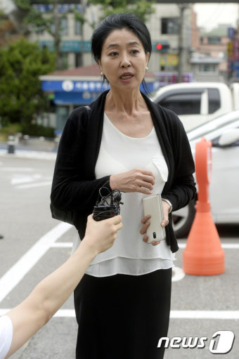 배우 김부선, 명예훼손 혐의 무죄 주장