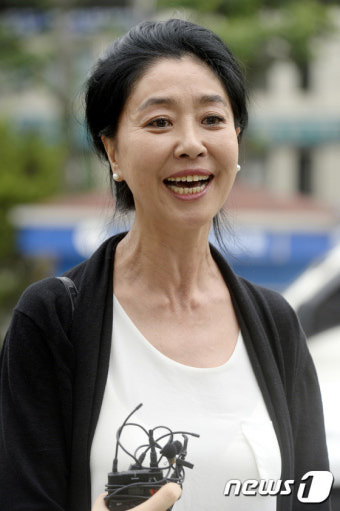 '명예훼손 혐의' 무죄 주장하는 배우 김부선
