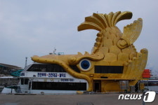 팔미도 유람선 충돌사고 원인은 기관고장…운항 한달만에