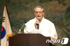 인사말하는 임환 정가보존회 집행위원장