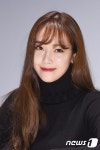제시카, 레드립 포인트로 가을 여신