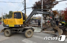 구룡마을 내 불법시설물 행정대집행
