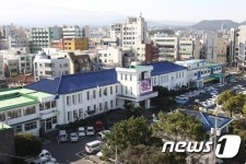 제주시, 노인요양시설 출입문 자동개폐장치 의무화
