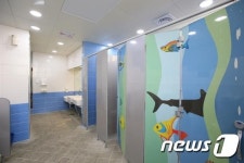 서울시, 길동초에 민관협력 학교 화장실 개선